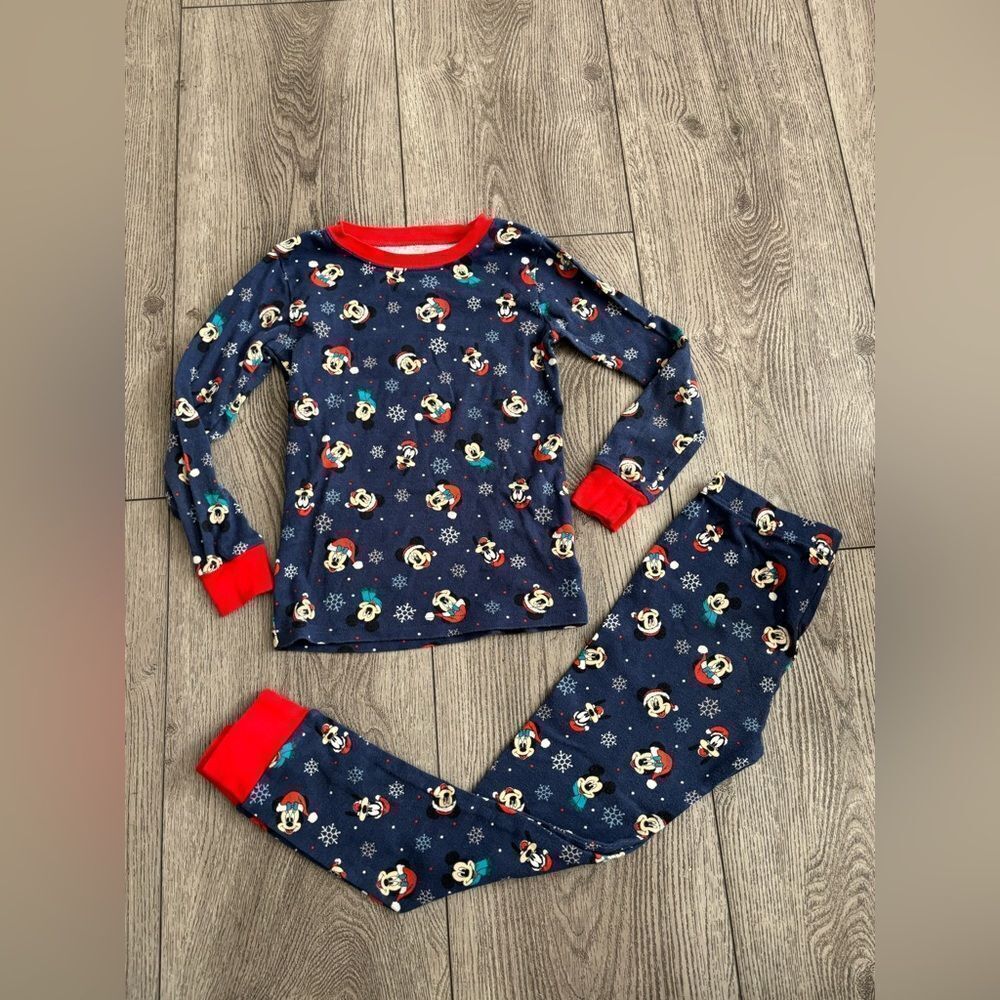 Disney carters Kids Pajamas with Red and Blue Design used in good condition
